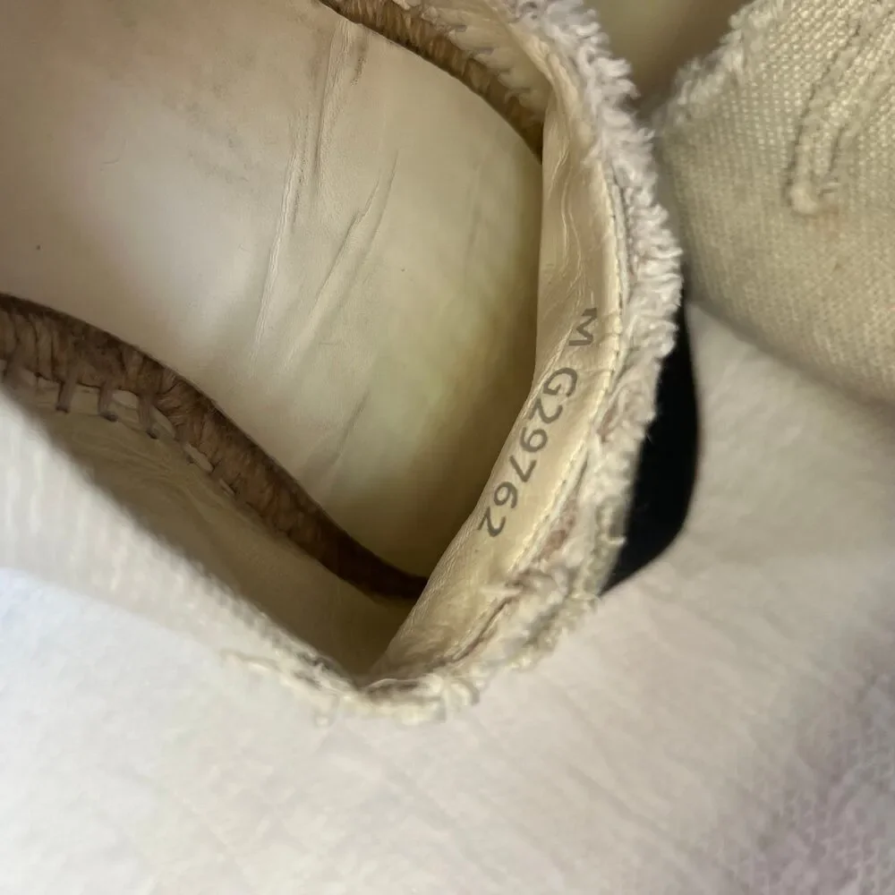 CHANEL linen cc